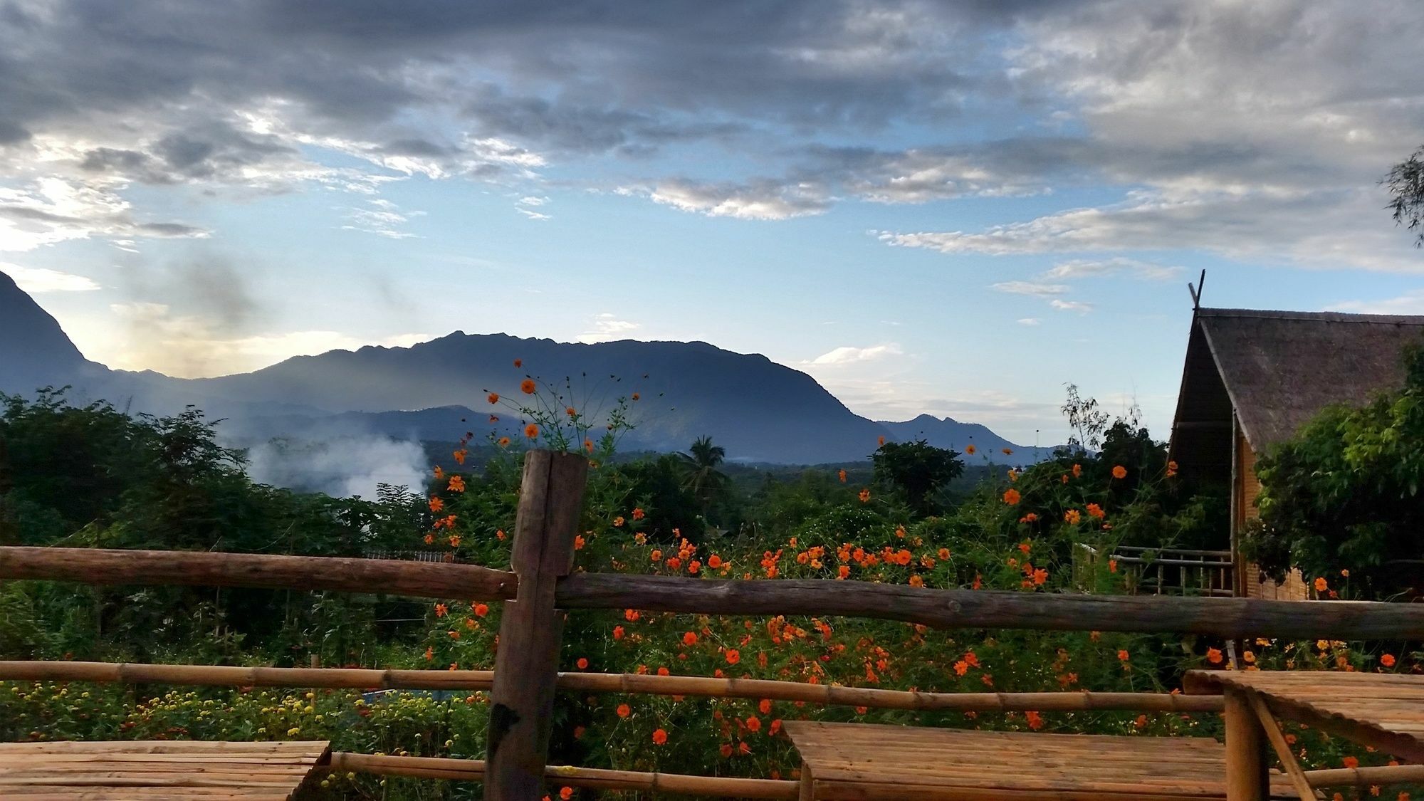 Baan Aingdoi Homestay, Csiangdau Kültér fotó