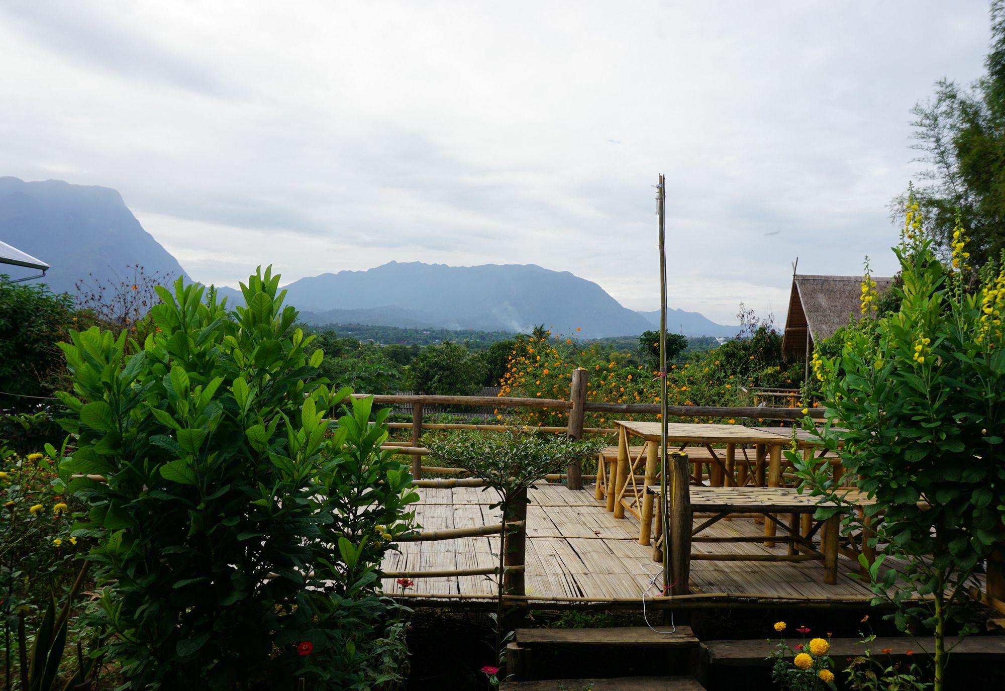 Baan Aingdoi Homestay, Csiangdau Kültér fotó