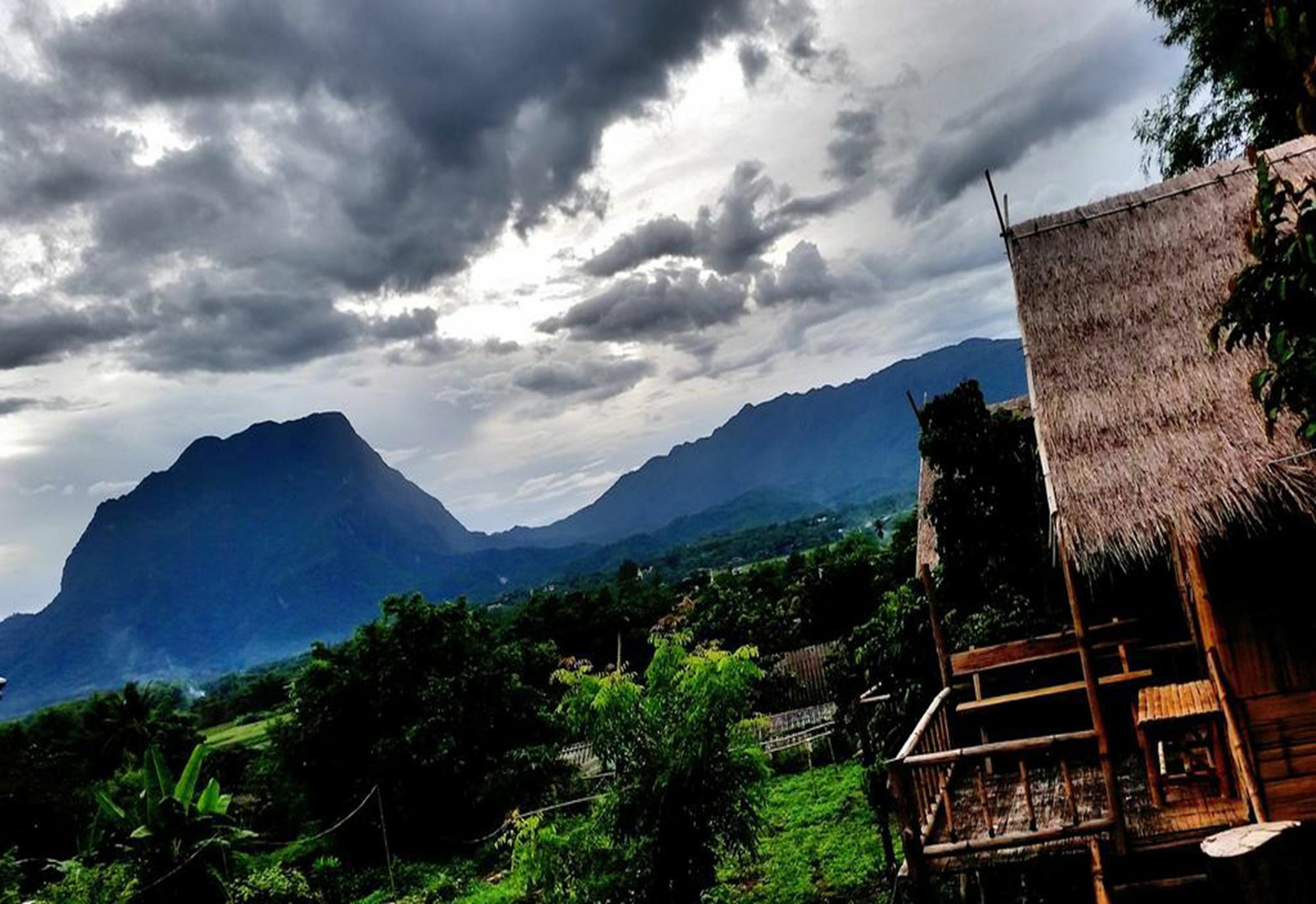 Baan Aingdoi Homestay, Csiangdau Kültér fotó