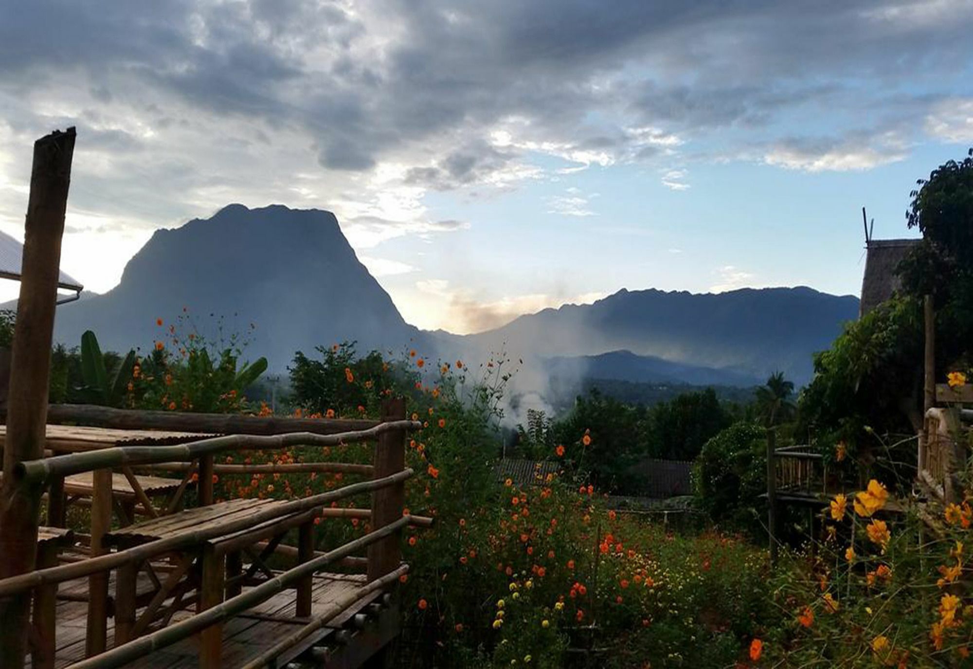 Baan Aingdoi Homestay, Csiangdau Kültér fotó